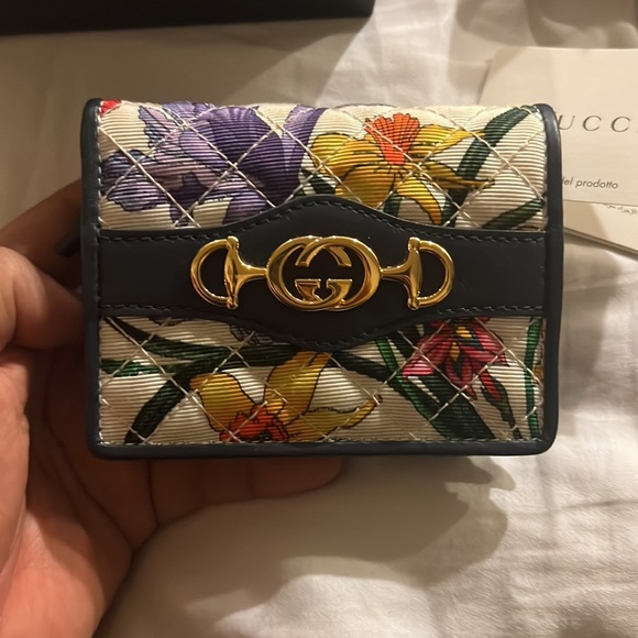 Gucci GG Trapuntata Zumi Floral Wallet - Picture 6 of 16